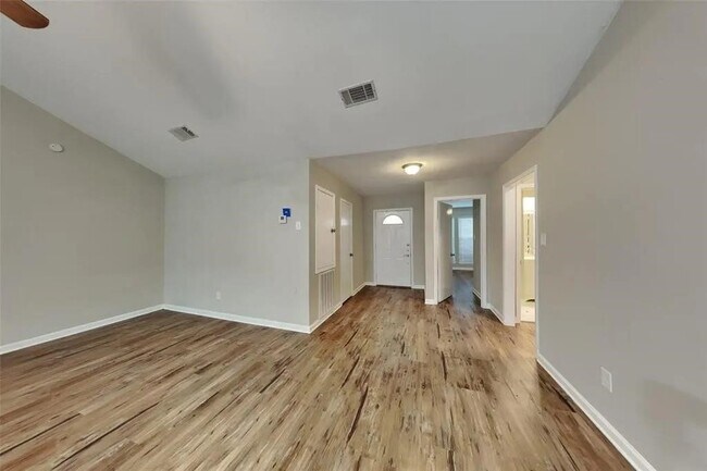 Photo - 19746 Oakland Valley Dr