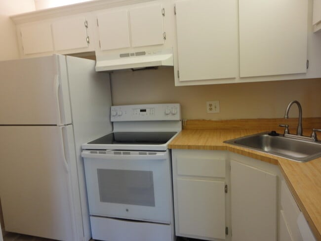 Photo - 207 Foxtail Dr Unidad A3