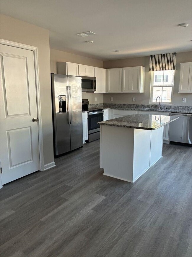 Photo - 132 Villa Grande St