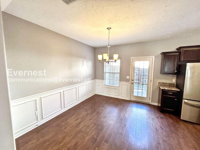 Photo - 5336 Dan Post Wy