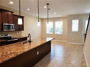 Photo - 8085 Glenlloyd Ave