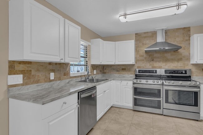 Photo - 6113 Yucca Dr