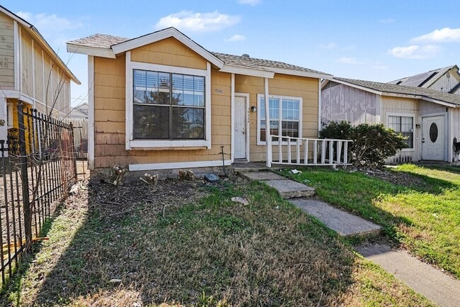 Photo - 10328 Chelmsford Dr