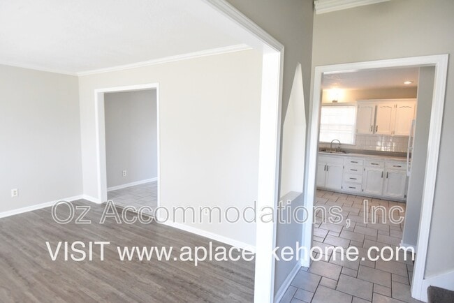 Photo - 16604 W 142nd Cir