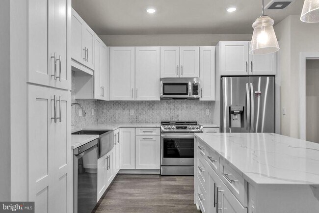 Photo - 1761 Old Meadow Rd Unidad 413