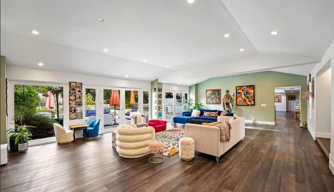 Photo - Large Ojai Home with Pool on Foothill Lane