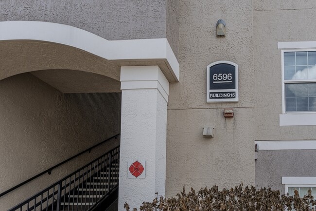 Photo - 6596 Swissco Dr