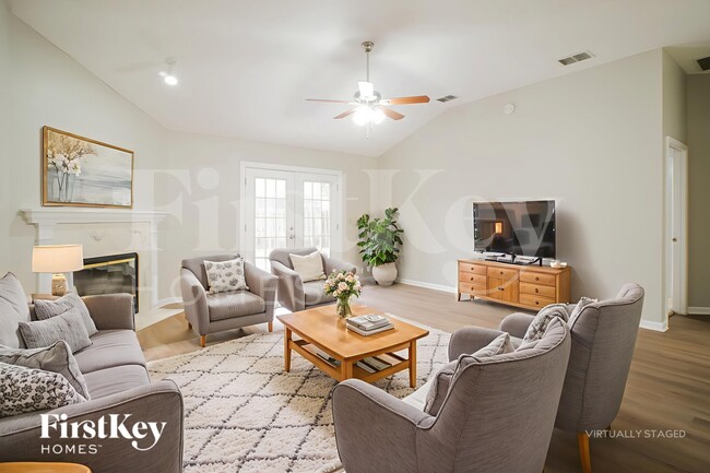 Photo - 561 Sparrow Branch Cir