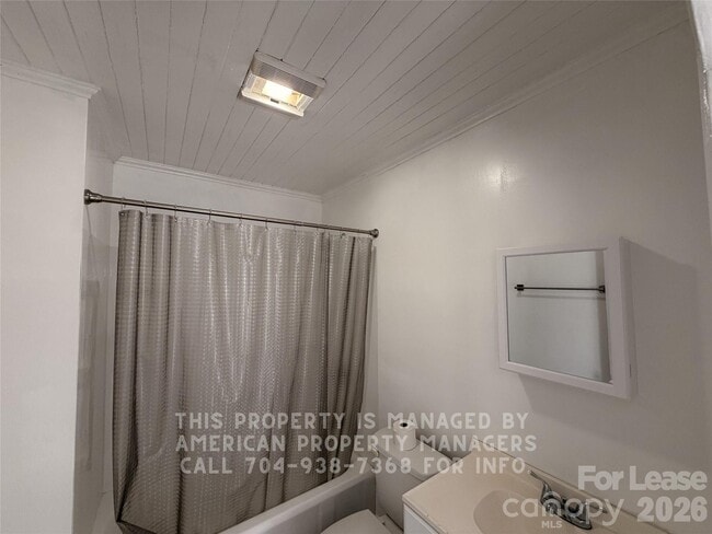 Photo - 1604 Carolina Ave