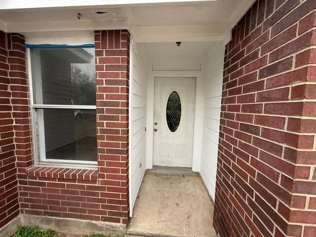 Photo - 2502 Ashley Way