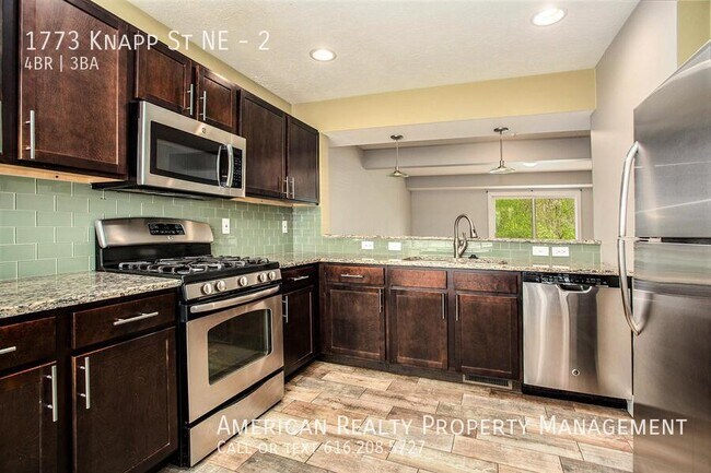 Photo - 1773 Knapp St NE Unidad 2