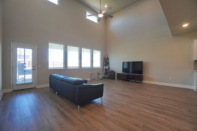Photo - 16716 Casa Anna Dr.