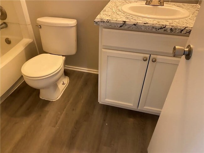 Photo - 1085 Linde Ave Unit 1085