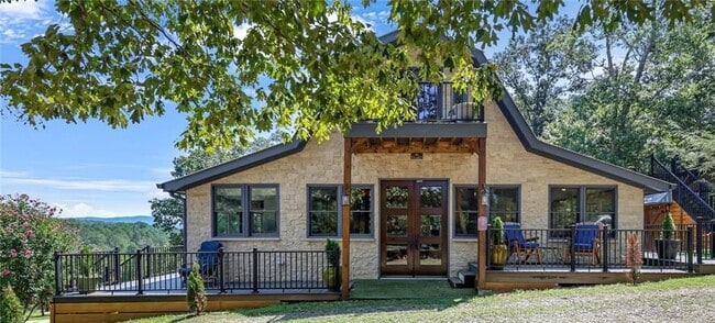 Photo - 268 Creek Bank Dr