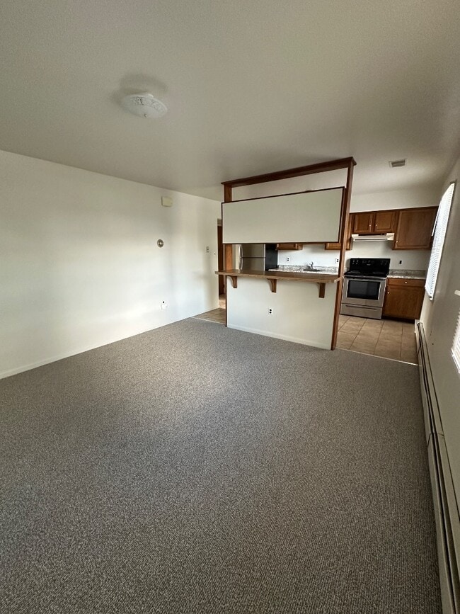 Photo - 101 E Clayton Ave