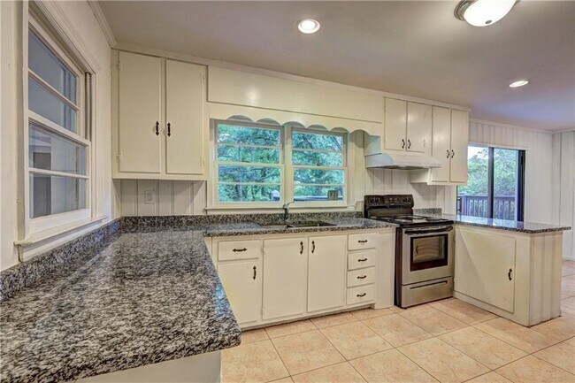 Photo - 2739 Hickory Flat Hwy