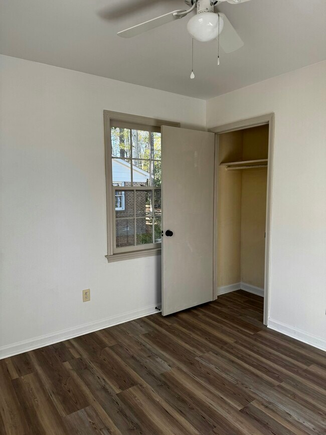 102 Busbee Ct