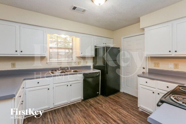 Photo - 3697 Beckman Dr