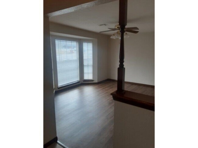 Photo - 10 NW 58th St