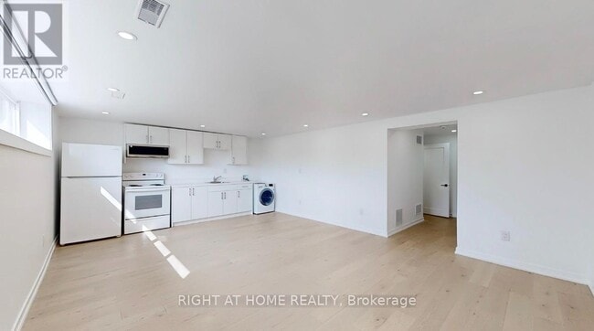 Photo - 118 Clifton Ave