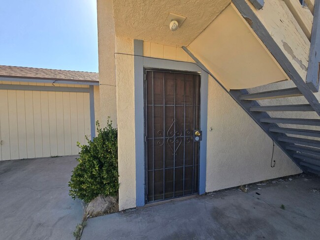 Photo - Place 920 W Alene Ave Unit Apt B
