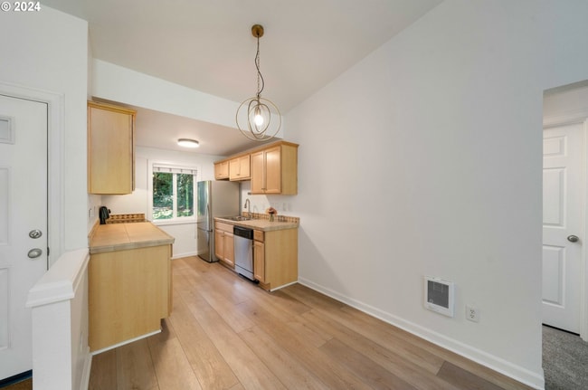 2680 SW 87th Ave Unit West Slope Apartment