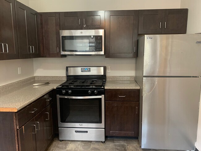 Photo - 136 Arlington St Unit 1