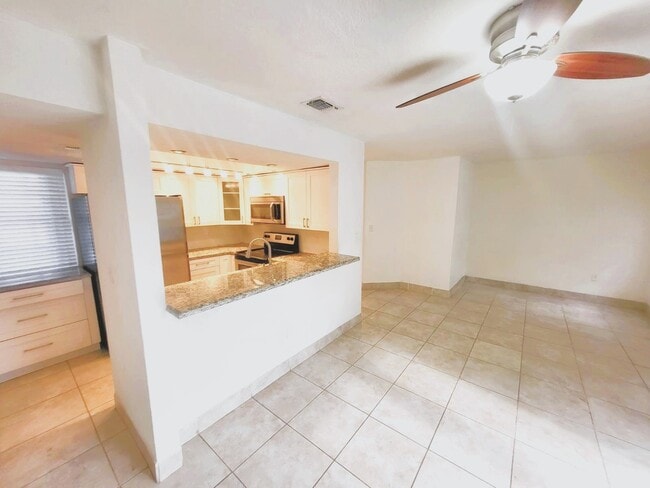 Photo - 20758 SW 83rd Ave