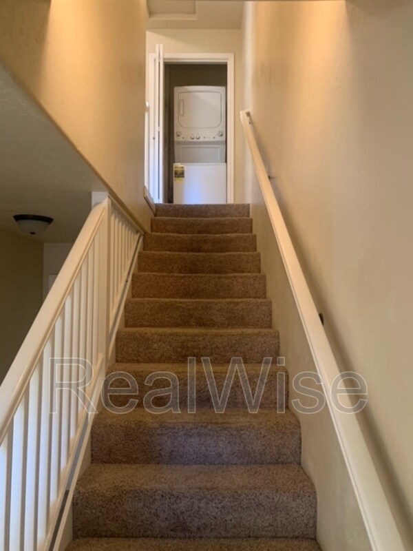 205 Classick Dr