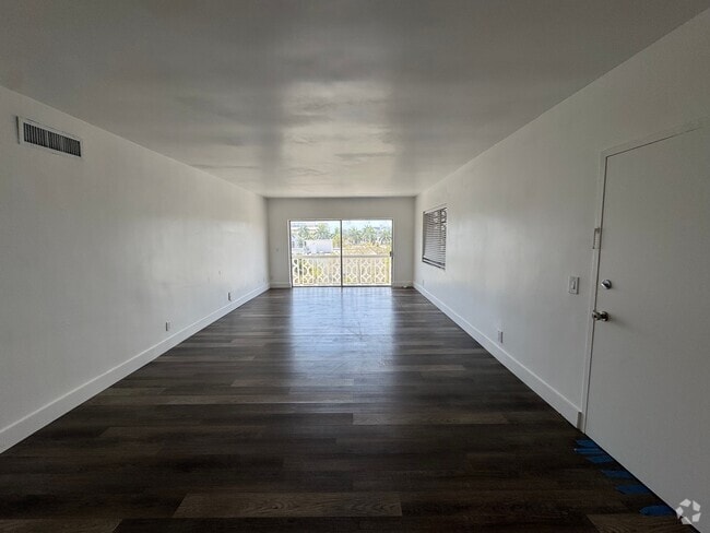 Building Photo - 9700 E Bay Harbor Dr Unit # 401 Rental