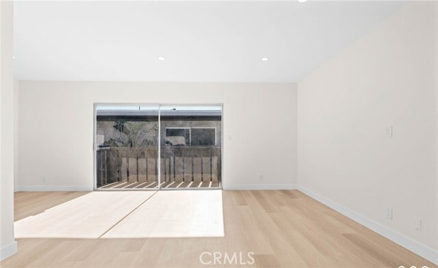 Photo - 7961 Willis Ave Unidad 17