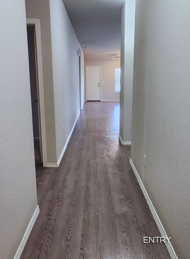 Photo - 23406 Briarstone Hbr Trl