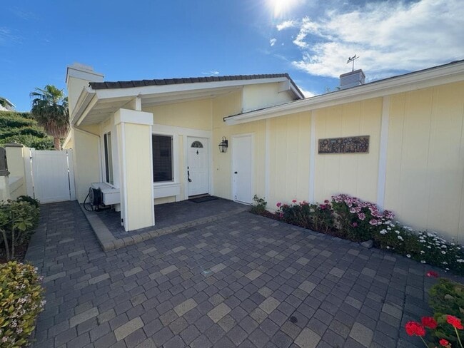 Photo - 28482 La Noche