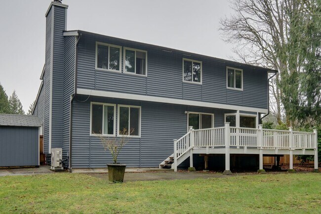 Photo - Kent Tri-level home