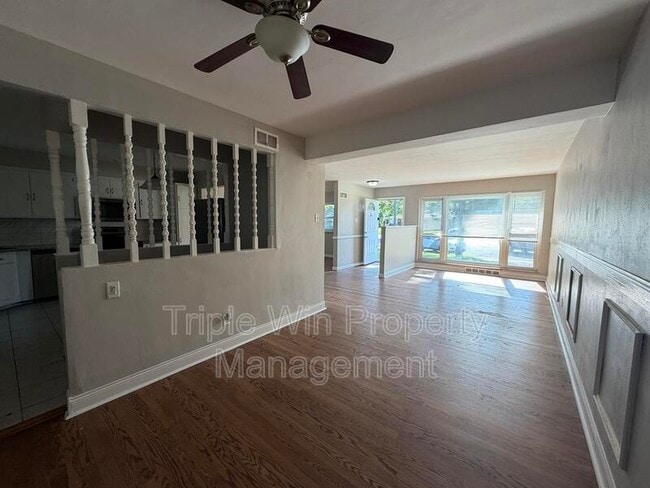 1570 Mendell Dr