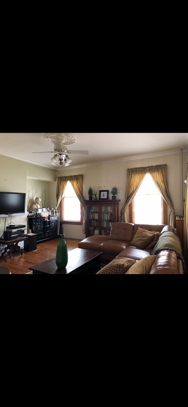 Photo - 29 Newtonville Ave