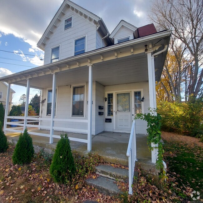 Building Photo - 511 New London Turnpike Rental