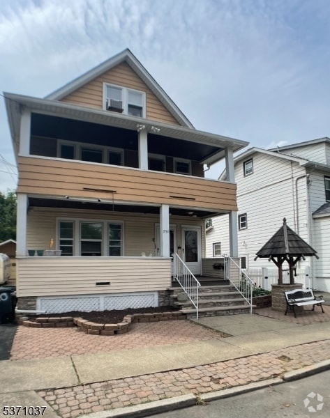 Building Photo - 296 DeMott Ave Rental