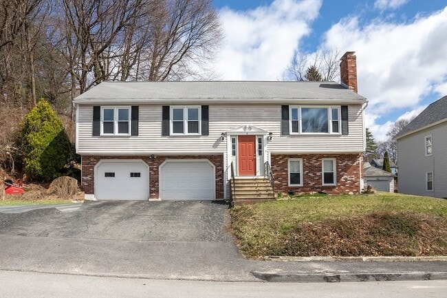 Photo - 8 Minthorne St