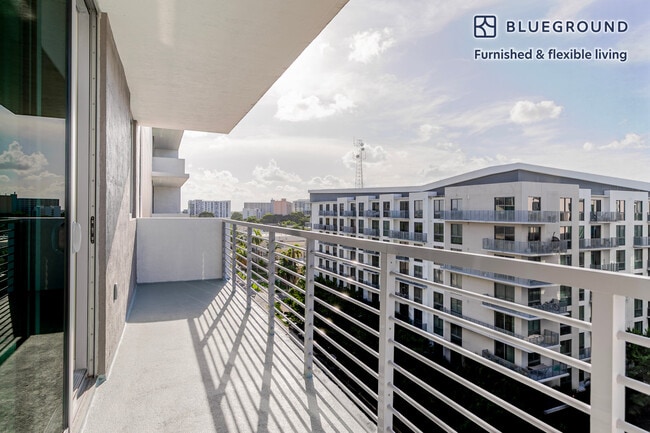 Photo - 1000 NW 7th St Unidad FL7-ID152