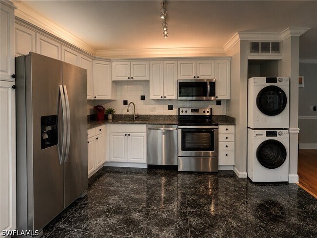 Photo - 112 Bobolink Way Unit B