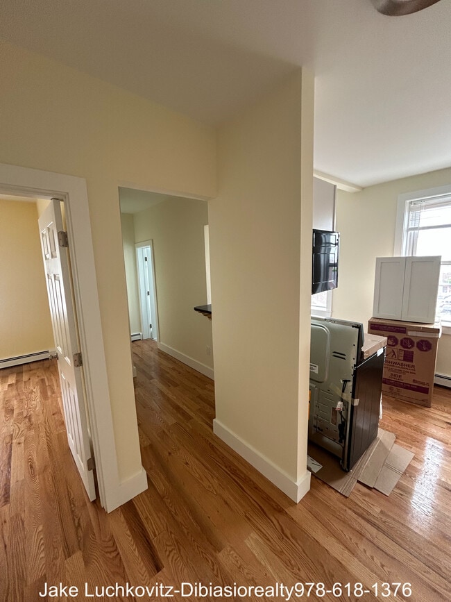Photo - 2 Malden St Unit #3