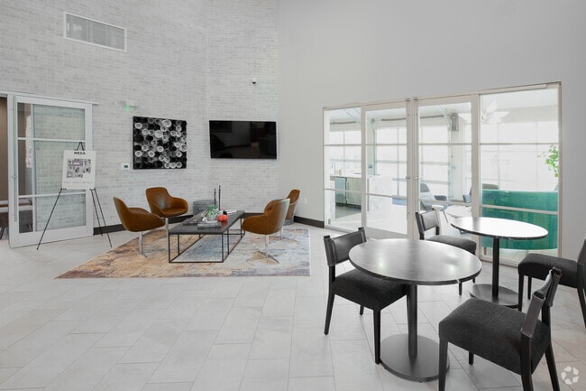 Clubhouse - Flats at Walnut Ridge