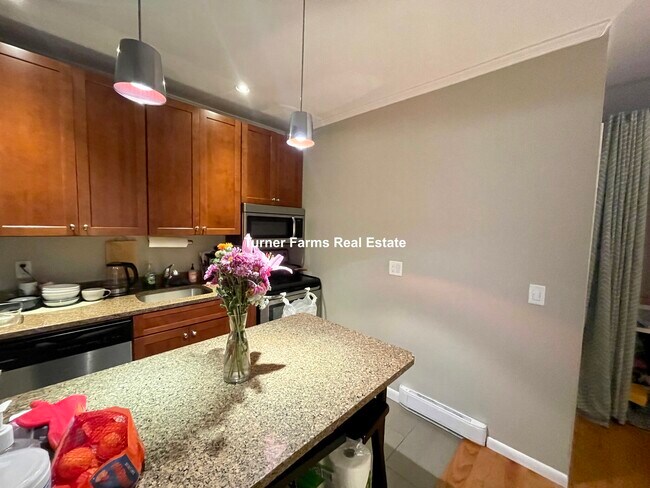 Photo - 15 Garrison St Apartments Unit 17-6