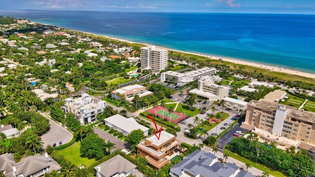 Photo - 122 Andrews Ave