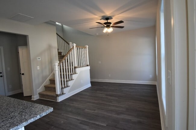 Photo - 184 W Allen St