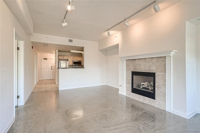 Photo - 1780 N Washington St Unit 305