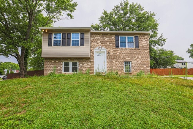 Photo - 629 Harbour Oak Dr