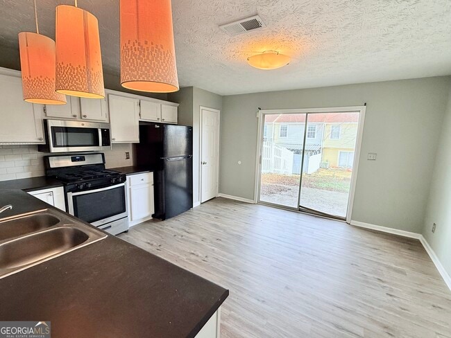 Photo - 420 Bainbridge Dr