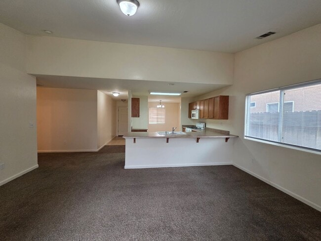 Photo - 11805 Holabird Ave